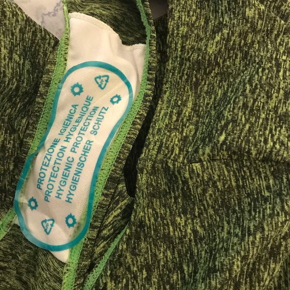 One side strap One piece Bathing suit - Picture 3 of 4